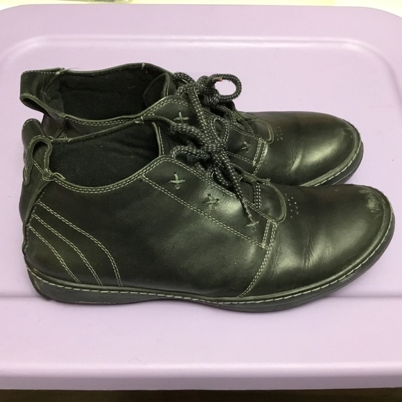 Other - Black Leather Mens Shoes